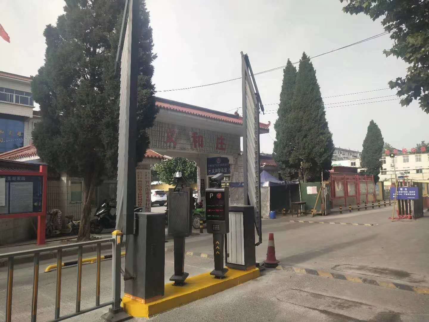 济南广告道闸案例